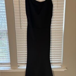 Elegant Black Sleeveless Dress